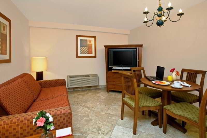 Fiesta Inn Guadalajara Expo Zapopan Habitación foto